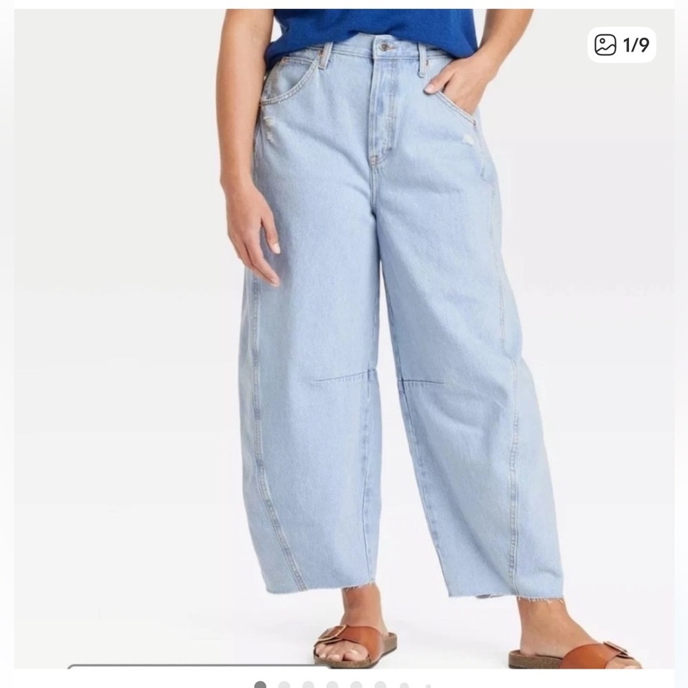 Universal Thread High Rise Curved Leg Jean NWT - Picture 2 of 9